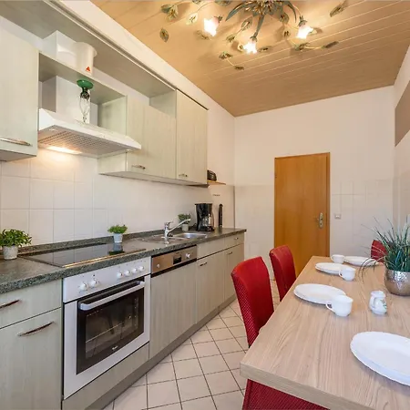 Linde 3 * Heringsdorf (Usedom)